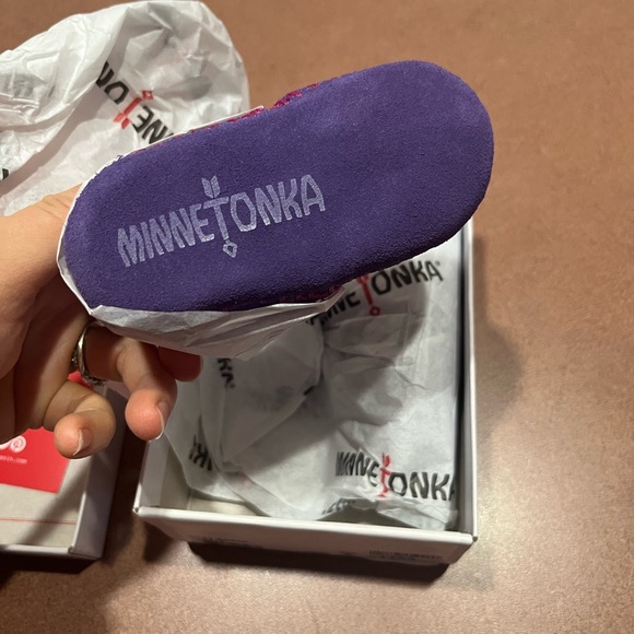 Minnetonka Riley Bootie - Picture 3 of 7